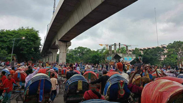 ঢাকার প্রধান সড়কে অটোরিকশা চলাচলে নিষেধাজ্ঞা জারি: ডিএনসিসি প্রশাসক