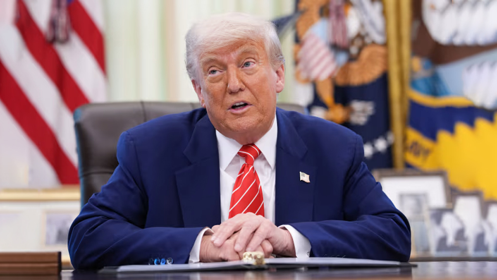 ট্রাম্পের অসন্তোষে চাকরি হারালেন কর্মসংস্থান তথ্যপ্রকাশকারী কর্মকর্তা